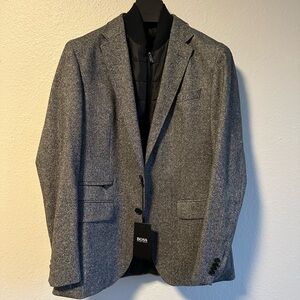 38R Boss Traveler Sport Coat With Detachable Inner Body Warmer.